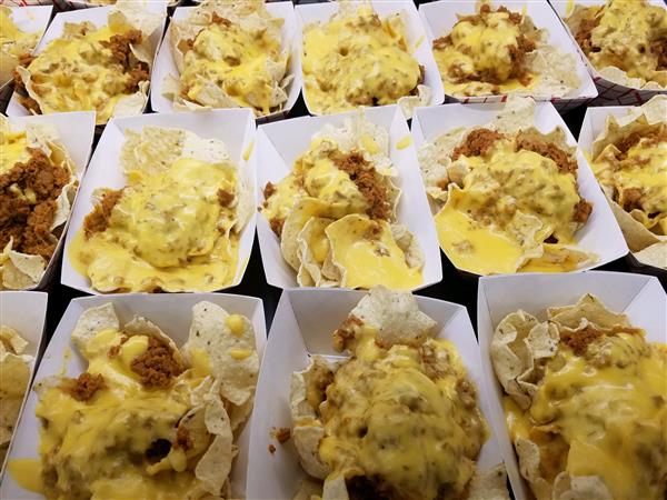 Vegetarian Bean Nachoes with Cheese
